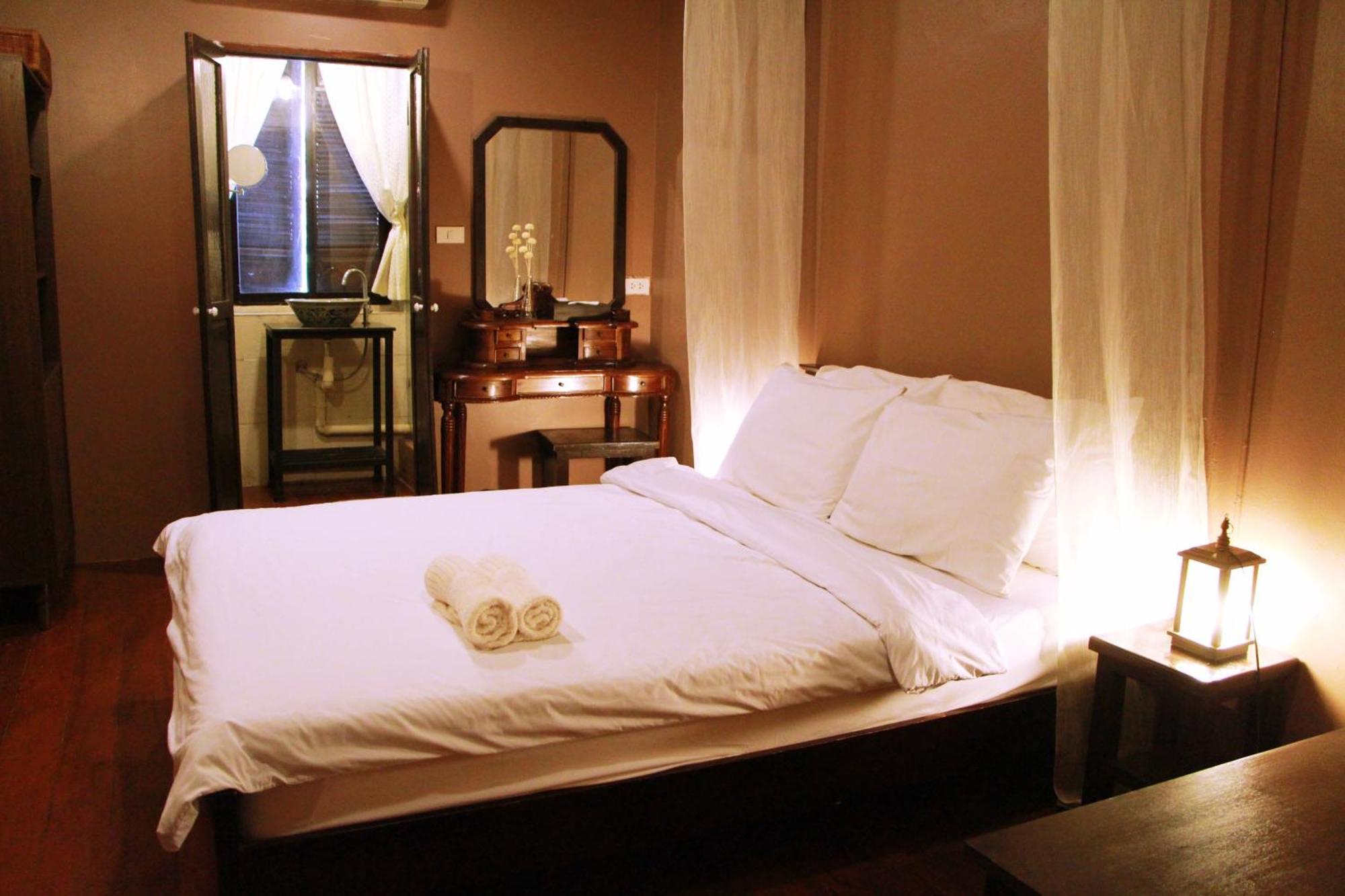 Niras Bankoc Hostel Bangkok Esterno foto