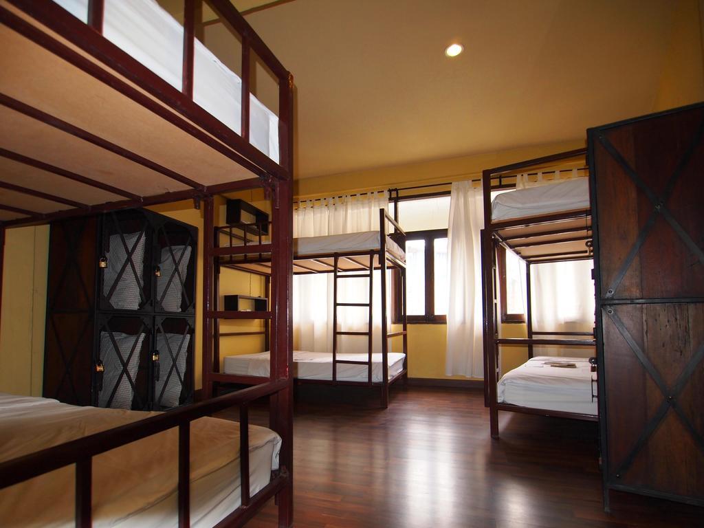 Niras Bankoc Hostel Bangkok Esterno foto